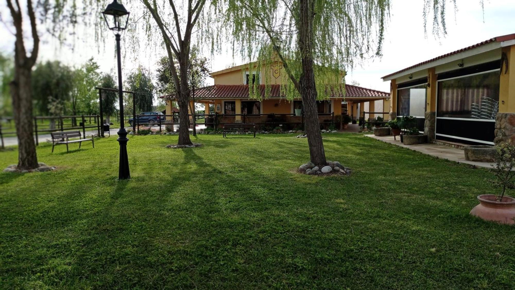 La Posada Hipica Rosalejo Kültér fotó